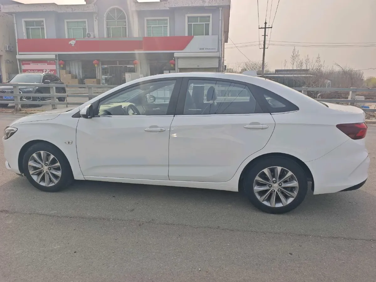 2020 Chevrolet Monza 1.5L 113HP L4 6AT,autocango,china used car exporter,china ev exporter,chinese used car exporter,chinese used ev exporter