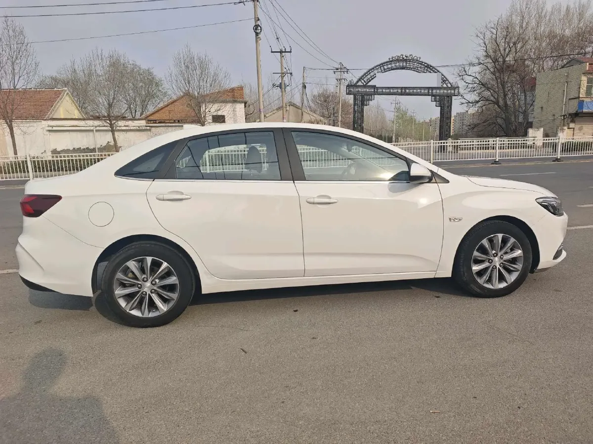 2020 Chevrolet Monza 1.5L 113HP L4 6AT,autocango,china used car exporter,china ev exporter,chinese used car exporter,chinese used ev exporter