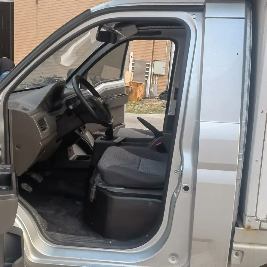 2019 WuLing RongGuang New Truck 1.5L 107HP L4 5MT,autocango,china used car exporter,china ev exporter,chinese used car exporter,chinese used ev exporter