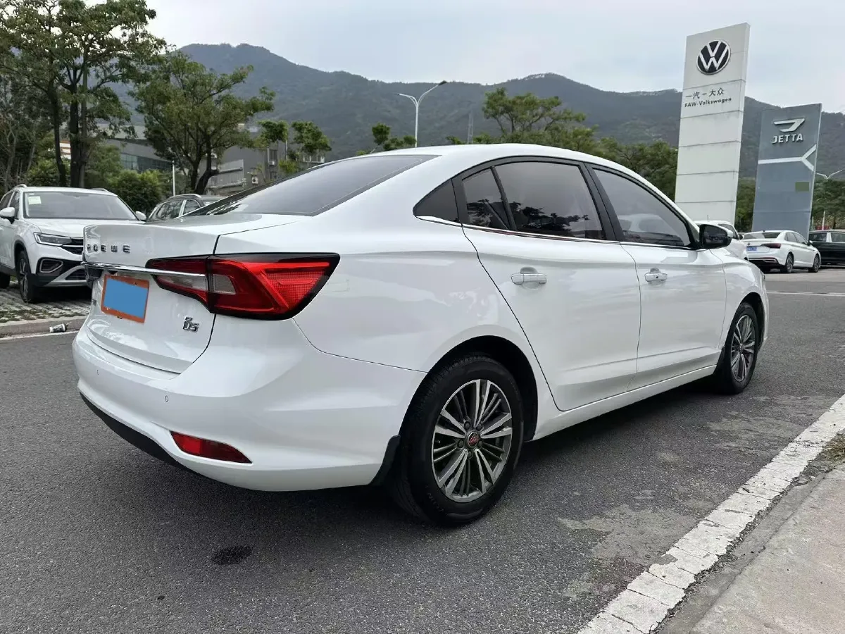 2019 Roewe i5 1.5L 120HP L4 CVT,autocango,china used car exporter,china ev exporter,chinese used car exporter,chinese used ev exporter