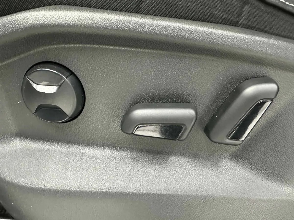 2023 Skoda Kamiq 1.5L 109HP L4 6AT,autocango,china used car exporter,china ev exporter,chinese used car exporter,chinese used ev exporter