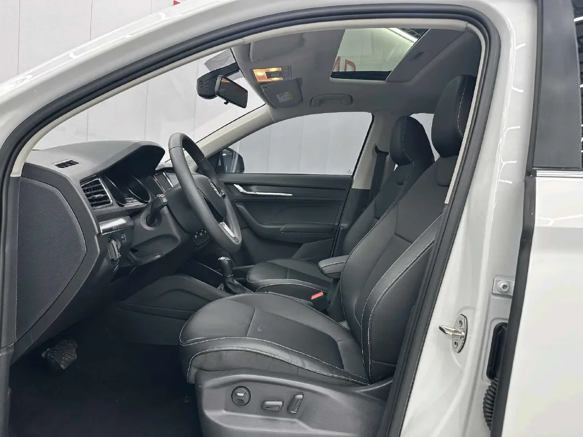 2023 Skoda Kamiq 1.5L 109HP L4 6AT,autocango,china used car exporter,china ev exporter,chinese used car exporter,chinese used ev exporter