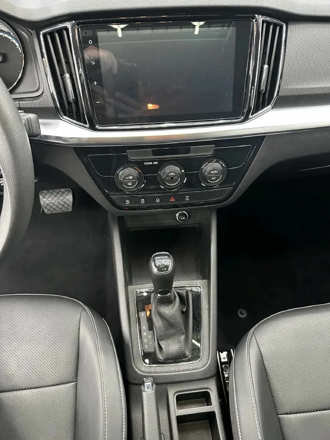 2023 Skoda Kamiq 1.5L 109HP L4 6AT,autocango,china used car exporter,china ev exporter,chinese used car exporter,chinese used ev exporter