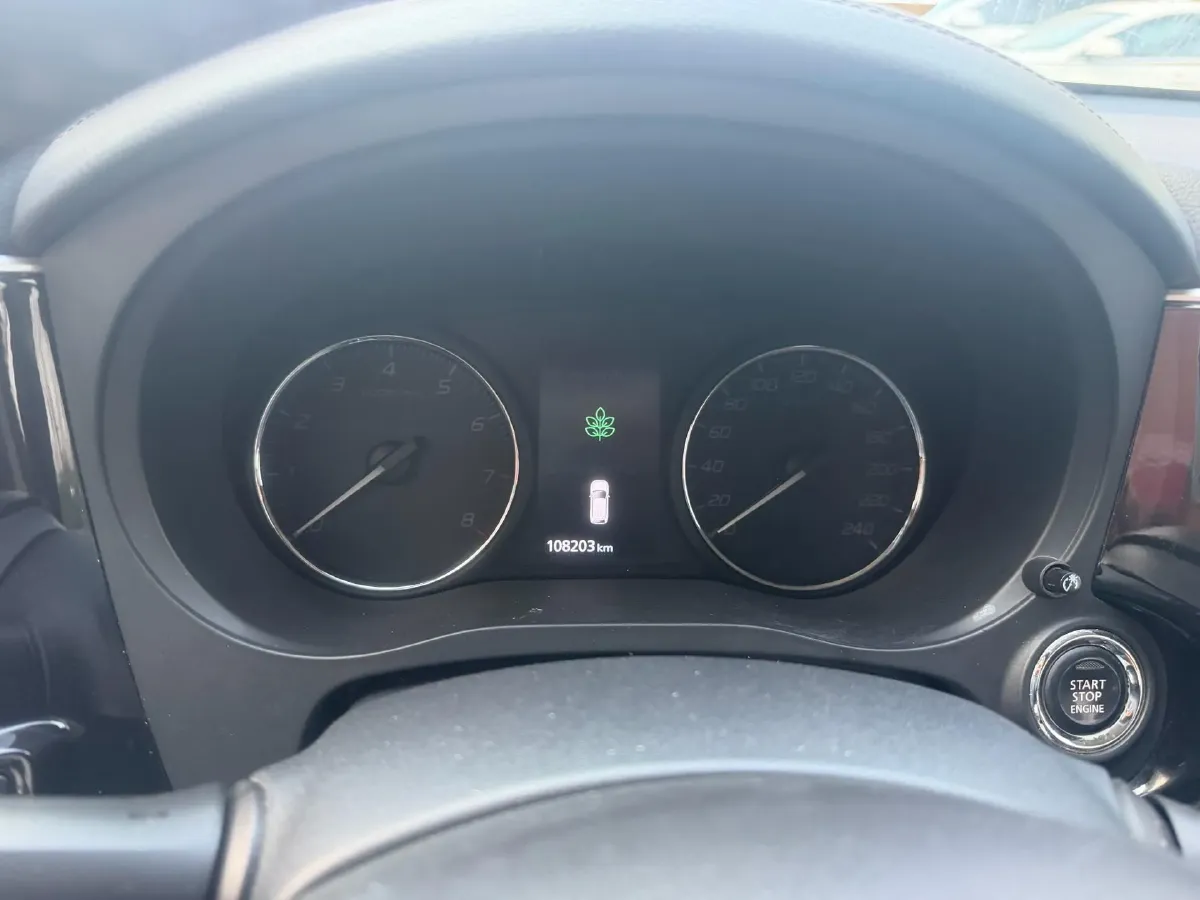 2019 Mitsubishi Outlander 2.4L 192HP L4 CVT,autocango,china used car exporter,china ev exporter,chinese used car exporter,chinese used ev exporter