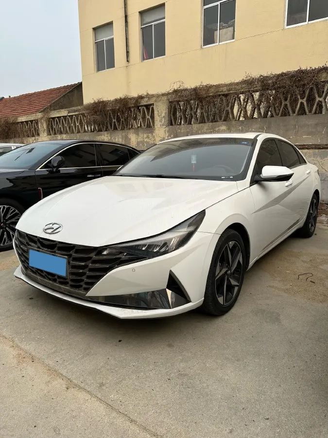 2022 Hyundai Elantra 1.5L 115HP L4 CVT,autocango,china used car exporter,china ev exporter,chinese used car exporter,chinese used ev exporter