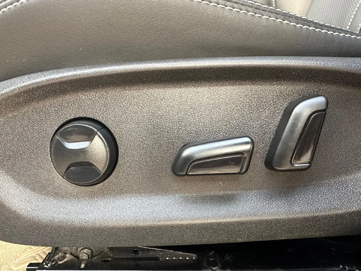 2022 Skoda Octavia 1.4T 150HP L4 7DCT,autocango,china used car exporter,china ev exporter,chinese used car exporter,chinese used ev exporter