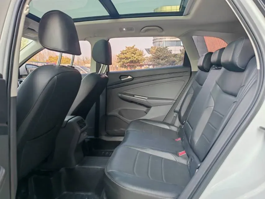 2020 Jetta VS7 1.4T 150HP L4 6AT,autocango,china used car exporter,china ev exporter,chinese used car exporter,chinese used ev exporter