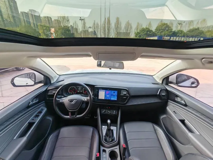 2020 Jetta VS7 1.4T 150HP L4 6AT,autocango,china used car exporter,china ev exporter,chinese used car exporter,chinese used ev exporter