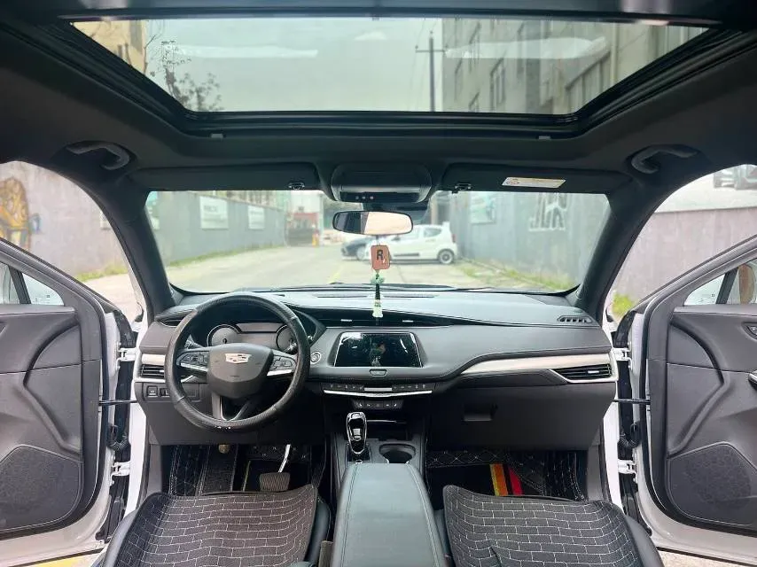 2020 Cadillac XT4 2.0T 241HP L4 9AT,autocango,china used car exporter,china ev exporter,chinese used car exporter,chinese used ev exporter