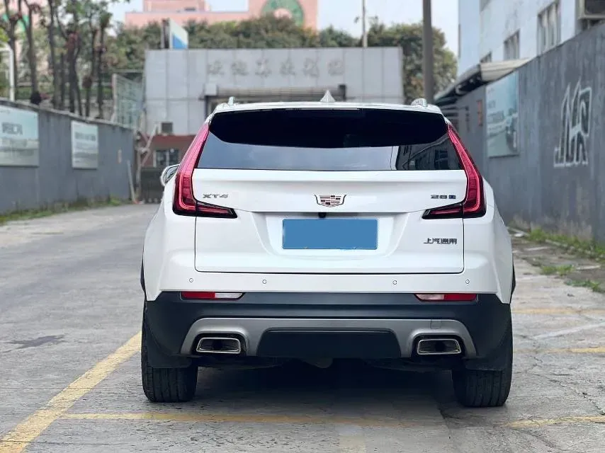 2020 Cadillac XT4 2.0T 241HP L4 9AT,autocango,china used car exporter,china ev exporter,chinese used car exporter,chinese used ev exporter