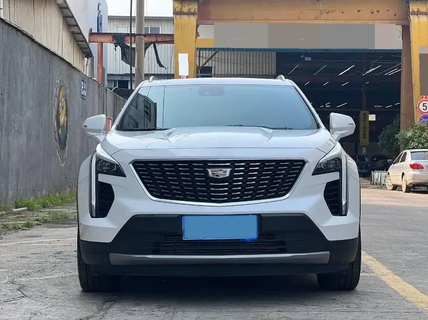 2020 Cadillac XT4 2.0T 241HP L4 9AT,autocango,china used car exporter,china ev exporter,chinese used car exporter,chinese used ev exporter