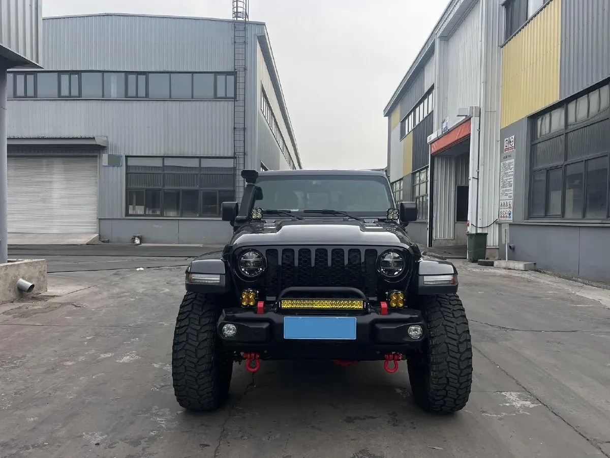 2022 Jeep Gladiator 3.6L 284HP V6 8AT,autocango,china used car exporter,china ev exporter,chinese used car exporter,chinese used ev exporter