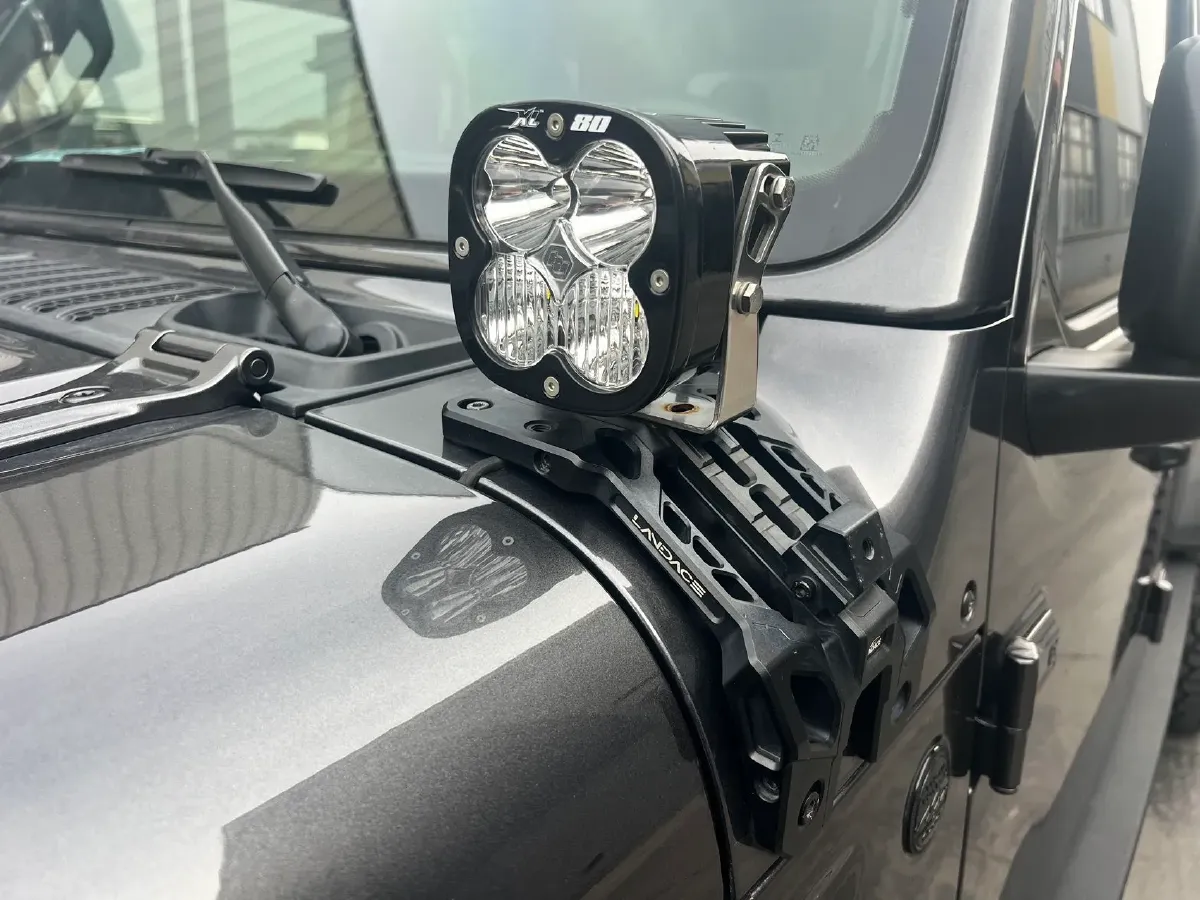 2022 Jeep Gladiator 3.6L 284HP V6 8AT,autocango,china used car exporter,china ev exporter,chinese used car exporter,chinese used ev exporter