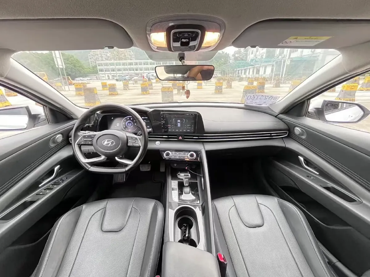 2021 Hyundai Elantra 1.5L 115HP L4 CVT,autocango,china used car exporter,china ev exporter,chinese used car exporter,chinese used ev exporter