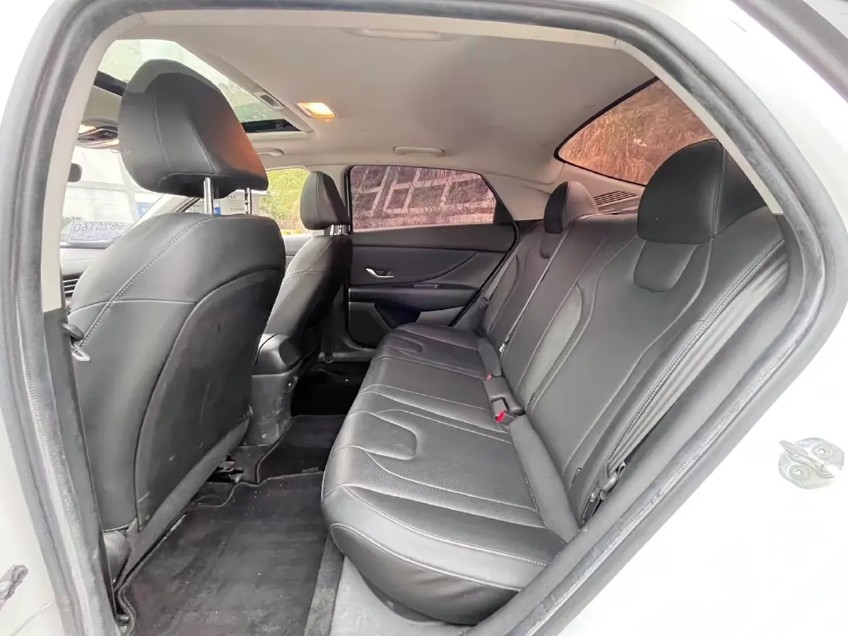 2021 Hyundai Elantra 1.5L 115HP L4 CVT,autocango,china used car exporter,china ev exporter,chinese used car exporter,chinese used ev exporter