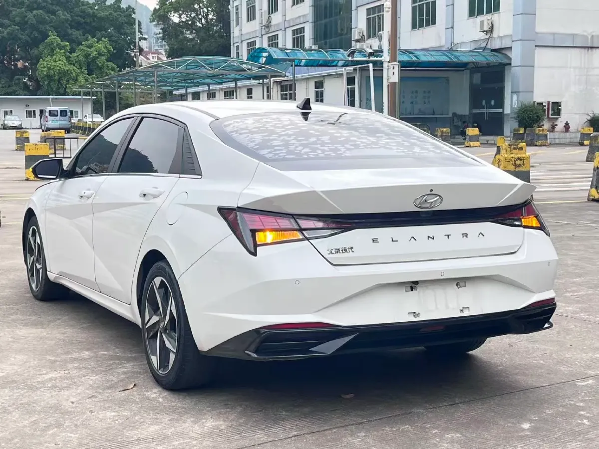 2021 Hyundai Elantra 1.5L 115HP L4 CVT,autocango,china used car exporter,china ev exporter,chinese used car exporter,chinese used ev exporter