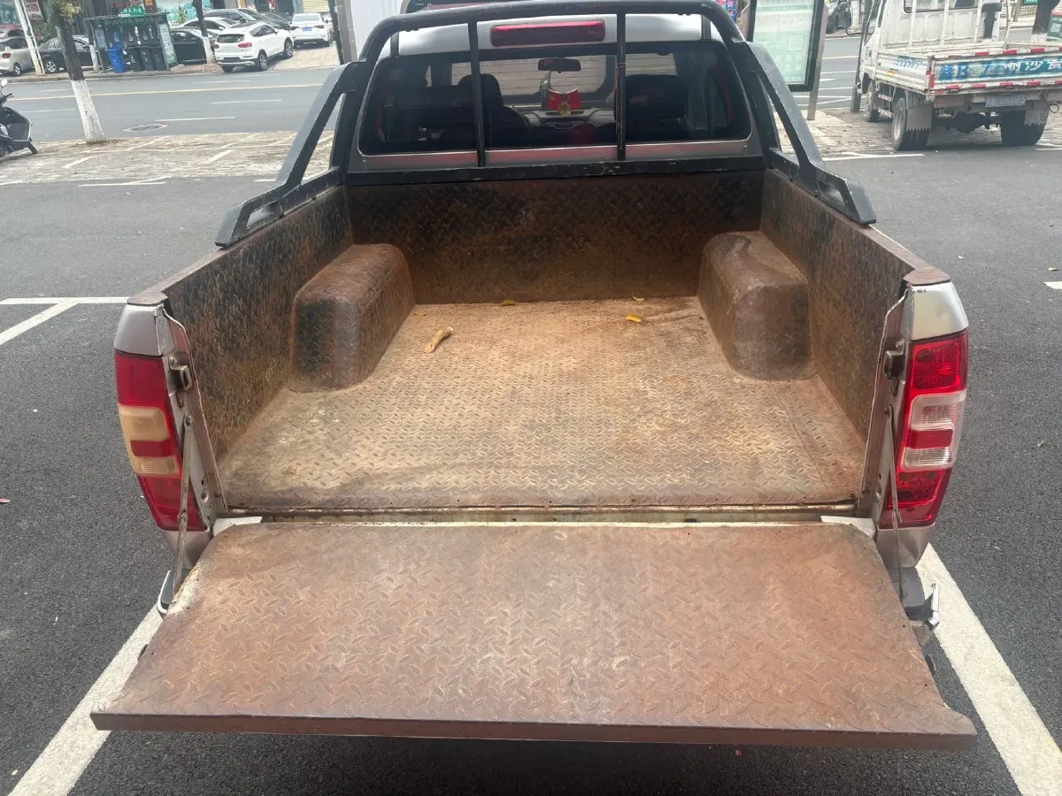 2018 Isuzu RE-MAX Jim 2.8T 116HP L4 5MT,autocango,china used car exporter,china ev exporter,chinese used car exporter,chinese used ev exporter