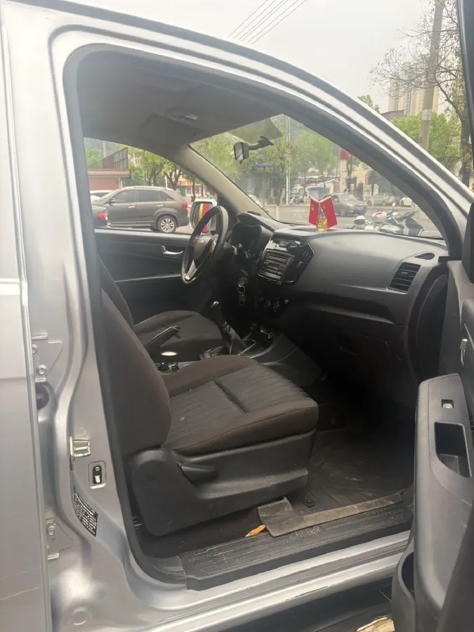 2018 Isuzu RE-MAX Jim 2.8T 116HP L4 5MT,autocango,china used car exporter,china ev exporter,chinese used car exporter,chinese used ev exporter