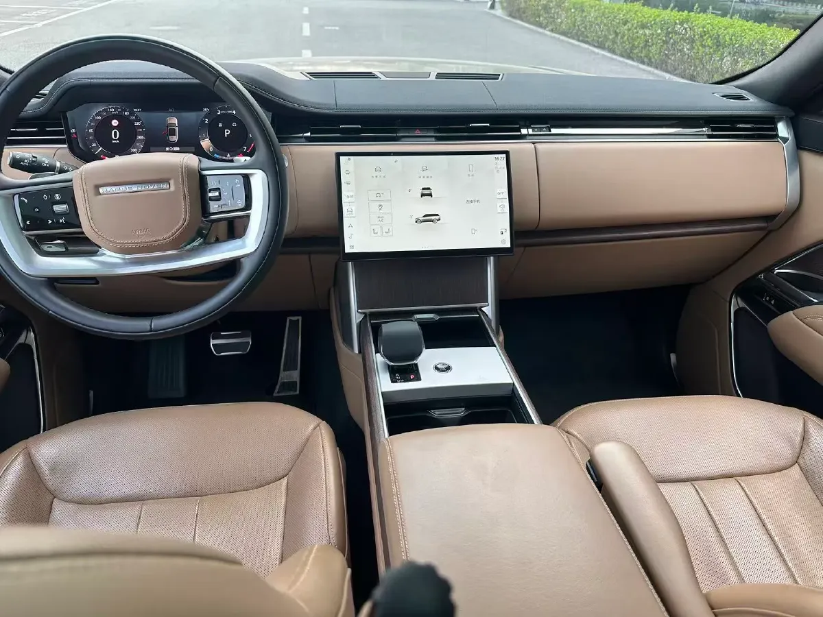 2024 Land Rover Range Rover 3.0T 400HP L6 8AT,autocango,china used car exporter,china ev exporter,chinese used car exporter,chinese used ev exporter