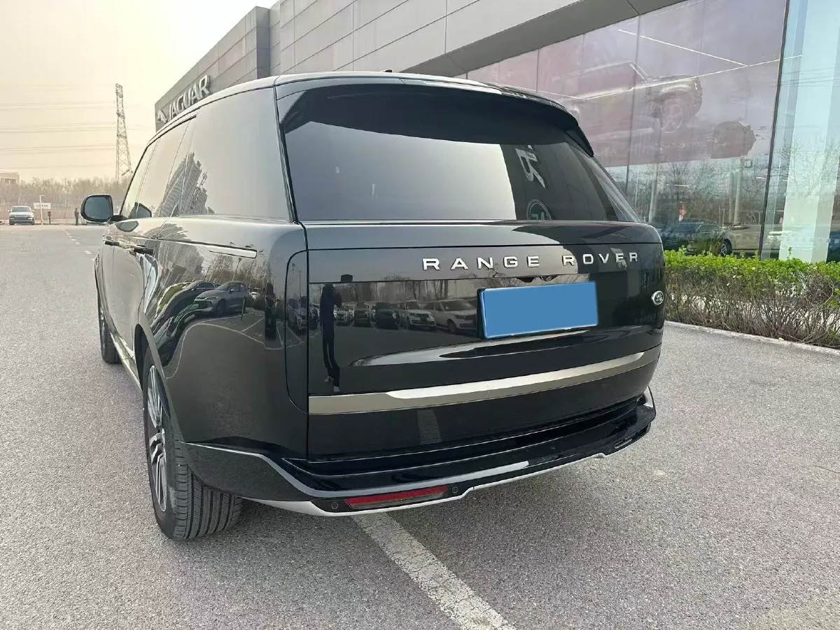 2024 Land Rover Range Rover 3.0T 400HP L6 8AT,autocango,china used car exporter,china ev exporter,chinese used car exporter,chinese used ev exporter