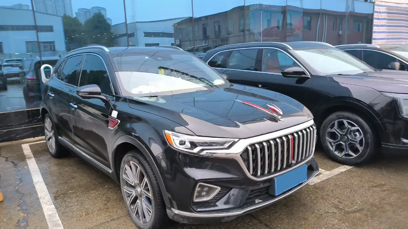 2022 HongQi HS5 2.0T 224HP L4 6AT,autocango,china used car exporter,china ev exporter,chinese used car exporter,chinese used ev exporter