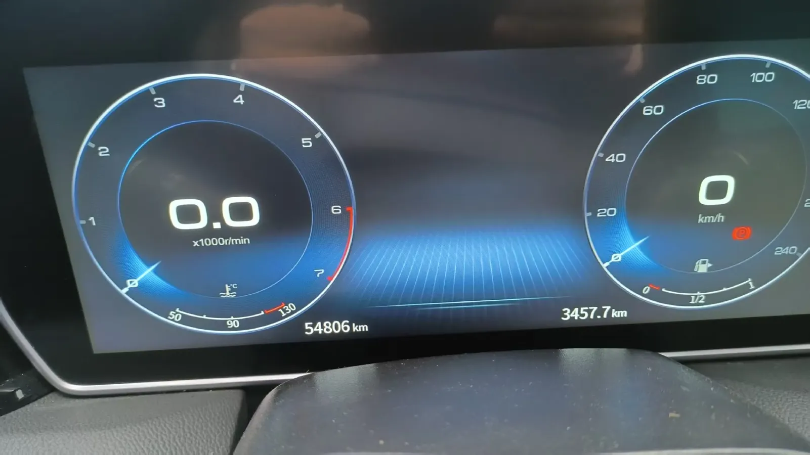 2022 HongQi HS5 2.0T 224HP L4 6AT,autocango,china used car exporter,china ev exporter,chinese used car exporter,chinese used ev exporter