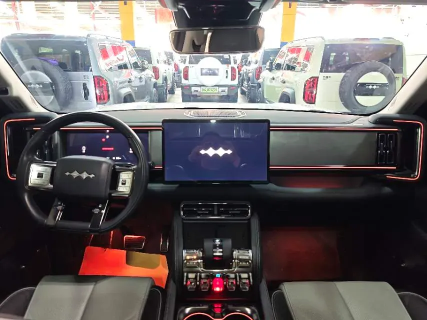 2023 FangChengBao Bao 5 1.5T 194HP L4 E-CVT PHEV 31.8KWH,autocango,china used car exporter,china ev exporter,chinese used car exporter,chinese used ev exporter