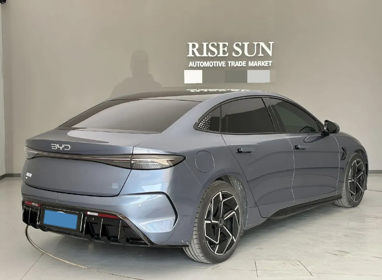 2022 AITO AITO M5 Range Extended 125HP REEV 40KWH,autocango,china used car exporter,china ev exporter,chinese used car exporter,chinese used ev exporter