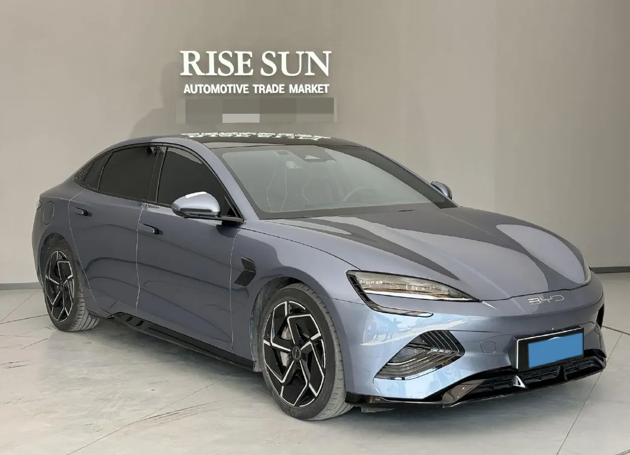 2022 AITO AITO M5 Range Extended 125HP REEV 40KWH,autocango,china used car exporter,china ev exporter,chinese used car exporter,chinese used ev exporter