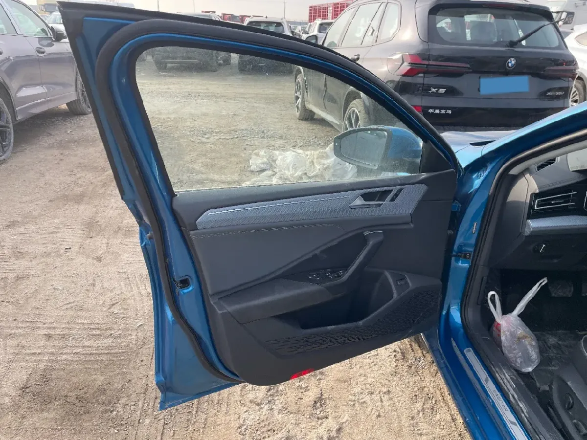 2023 Volkswagen Sagitar 1.5T 160HP L4 7DCT,autocango,china used car exporter,china ev exporter,chinese used car exporter,chinese used ev exporter