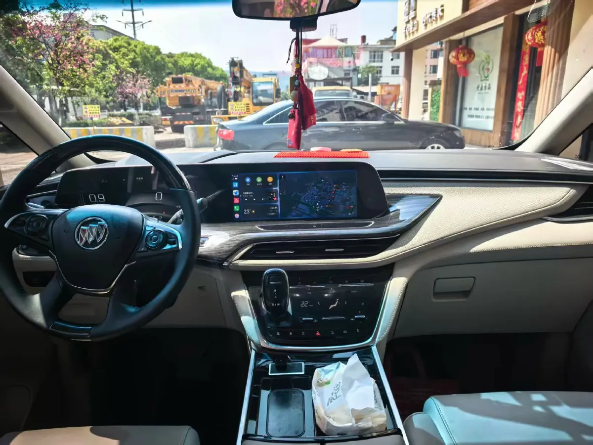 2021 Buick GL8 2.0T 237HP L4 9AT,autocango,china used car exporter,china ev exporter,chinese used car exporter,chinese used ev exporter