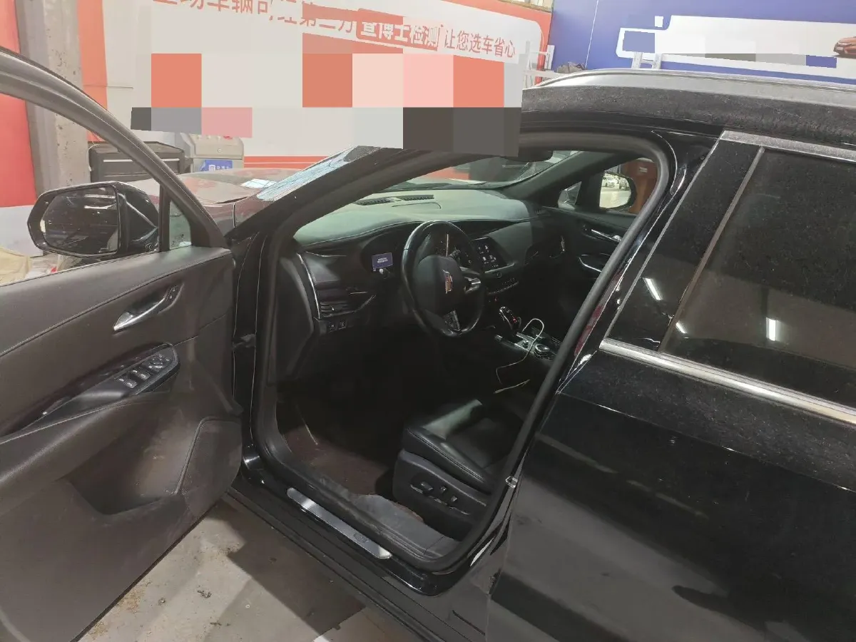 2021 Cadillac XT4 2.0T 237HP L4 9AT,autocango,china used car exporter,china ev exporter,chinese used car exporter,chinese used ev exporter