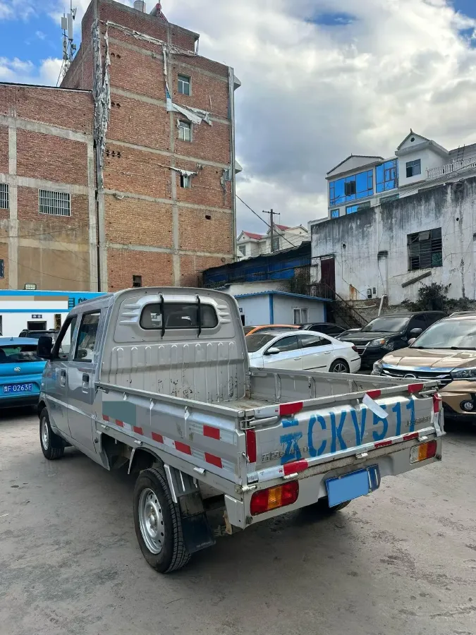 2023 WuLing RongGuang Mini Truck 1.5L 102HP L4 5MT,autocango,china used car exporter,china ev exporter,chinese used car exporter,chinese used ev exporter