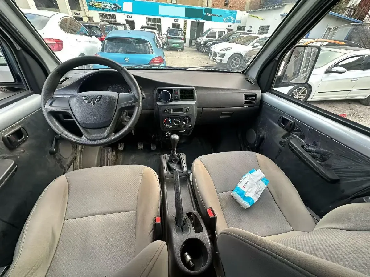 2023 WuLing RongGuang Mini Truck 1.5L 102HP L4 5MT,autocango,china used car exporter,china ev exporter,chinese used car exporter,chinese used ev exporter