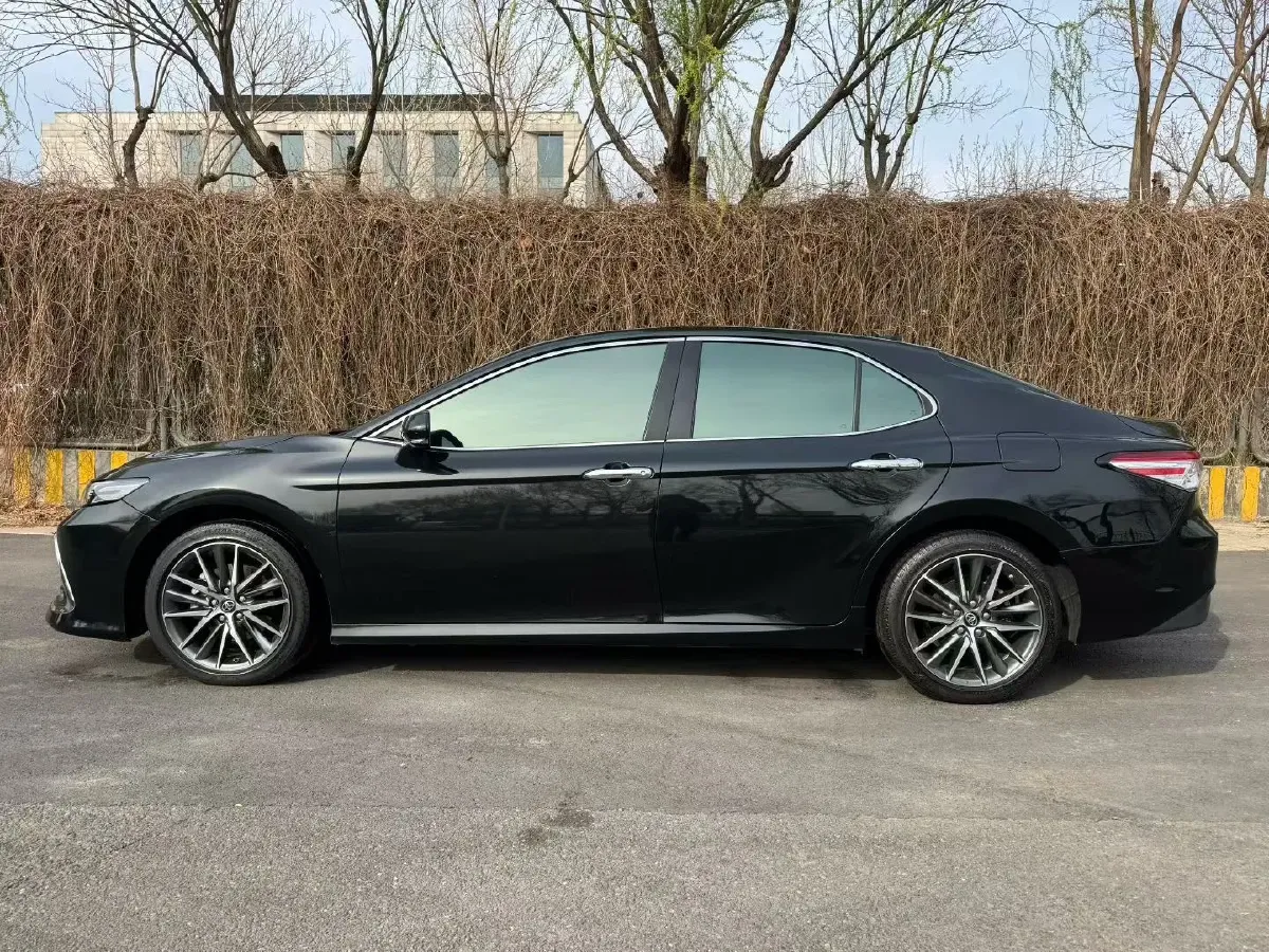 2023 Toyota Camry 2.5L 207HP L4 8AT,autocango,china used car exporter,china ev exporter,chinese used car exporter,chinese used ev exporter