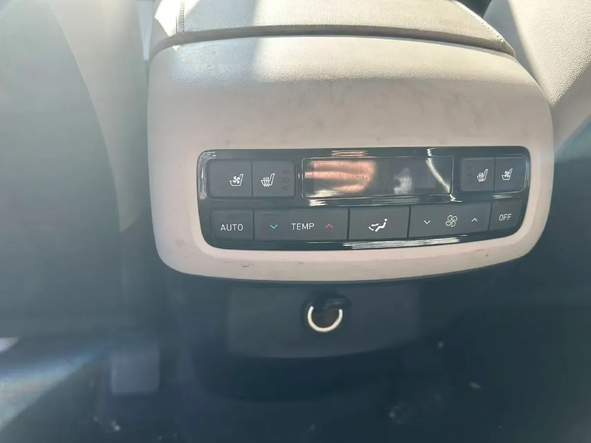 2021 Hyundai Palisade 3.5L 272HP V6 8AT,autocango,china used car exporter,china ev exporter,chinese used car exporter,chinese used ev exporter