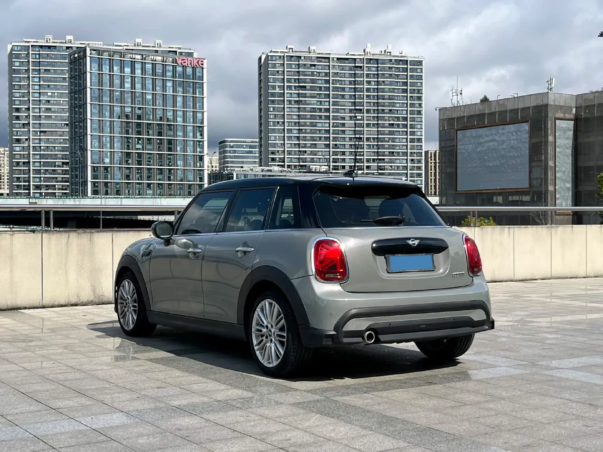 2021 MINI MINI 1.5T 136HP L3 7DCT,autocango,china used car exporter,china ev exporter,chinese used car exporter,chinese used ev exporter
