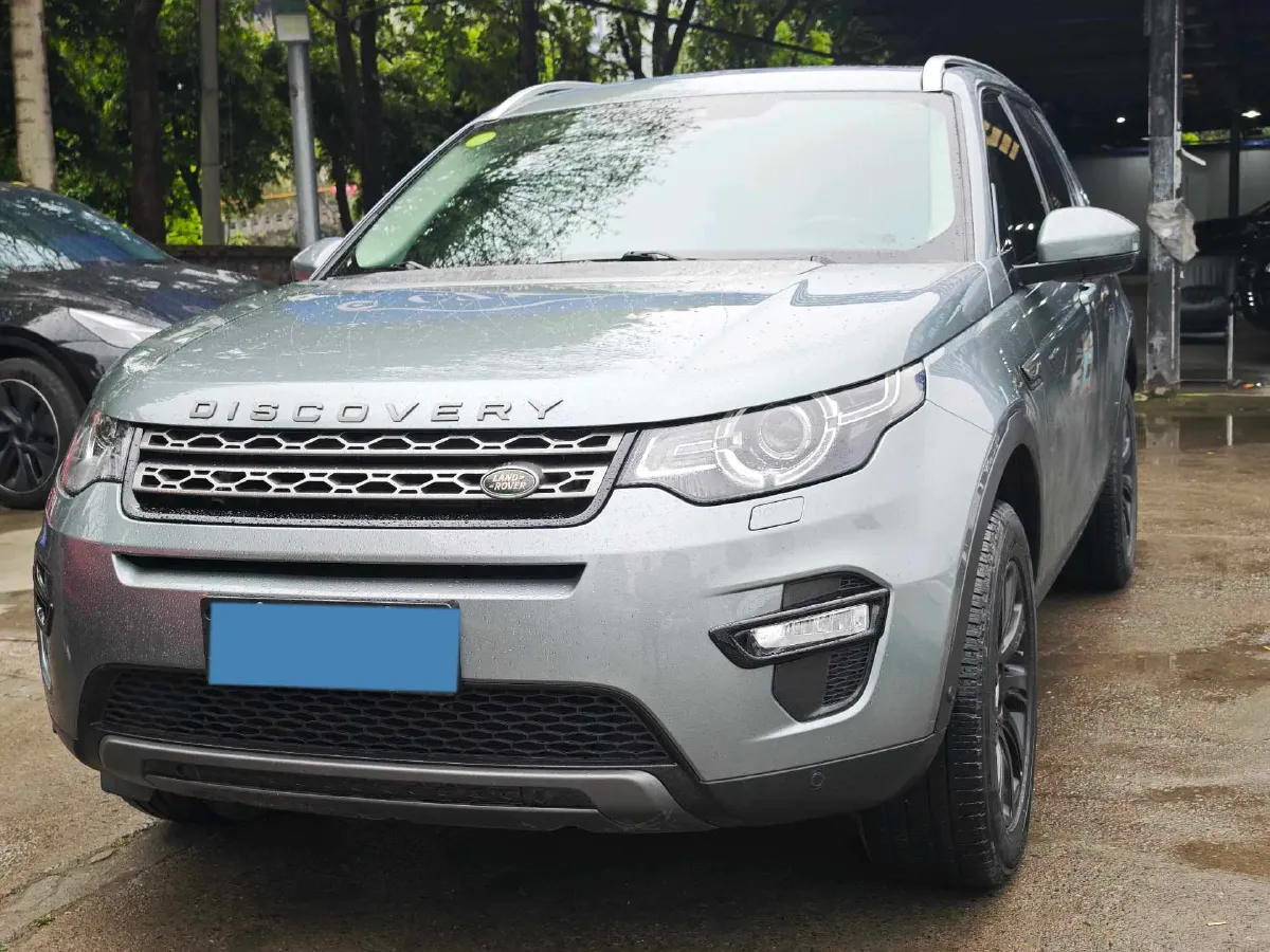 2018 Land Rover Discovery Sport 2.0T 241HP L4 9AT,autocango,china used car exporter,china ev exporter,chinese used car exporter,chinese used ev exporter
