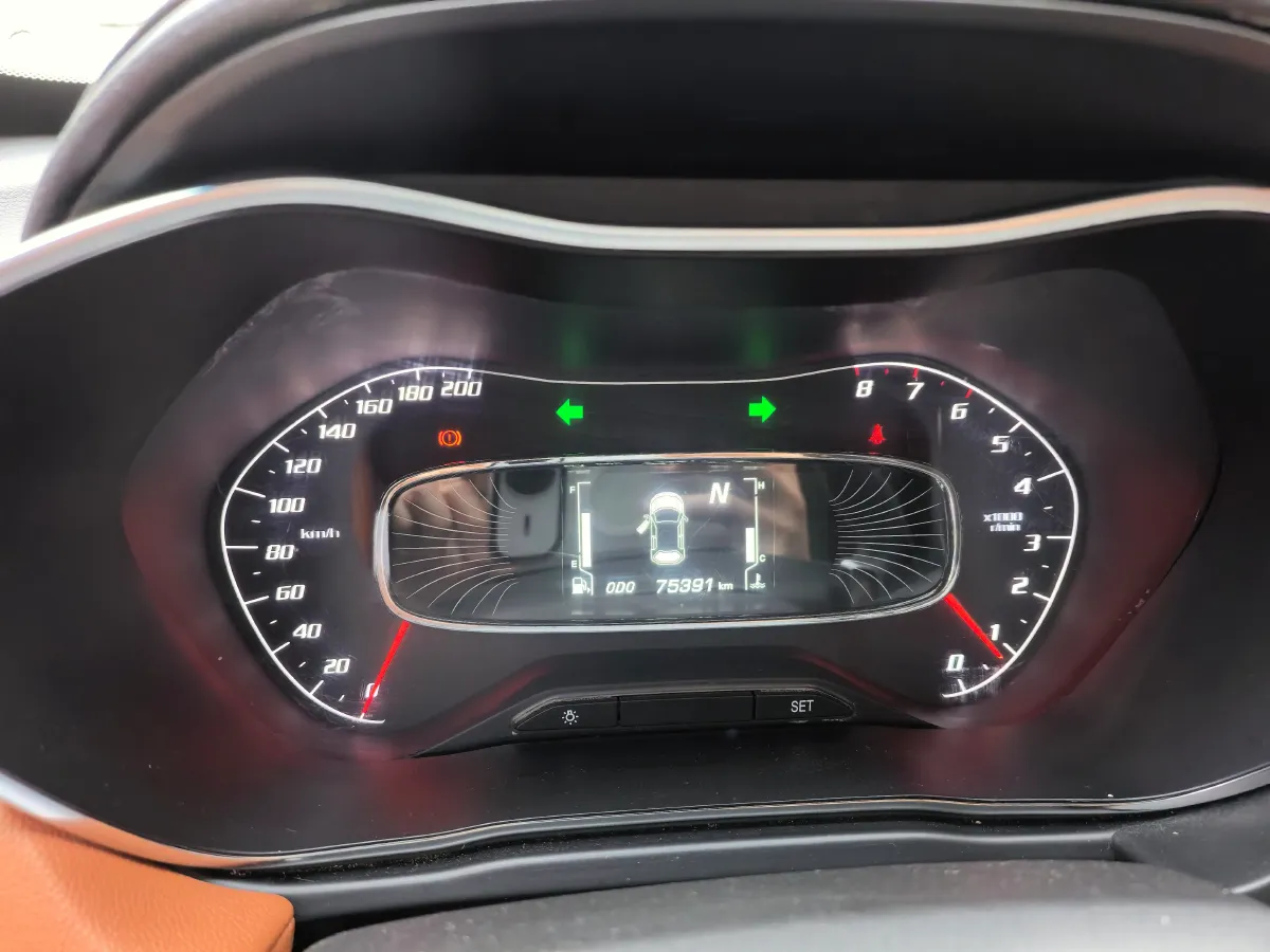 2017 HaiMa S5 Young Edition 1.6L 122HP L4 5MT,autocango,china used car exporter,china ev exporter,chinese used car exporter,chinese used ev exporter