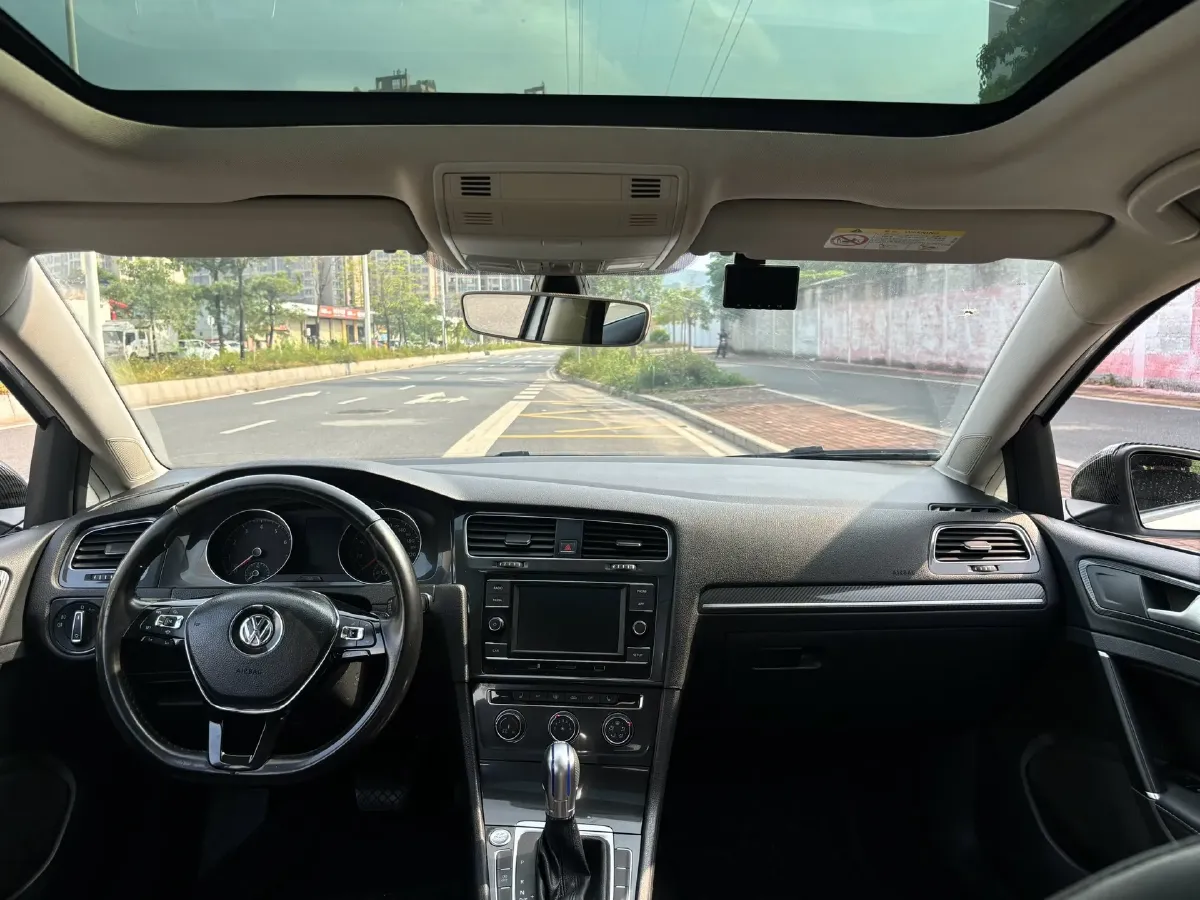 2018 Volkswagen Golf 1.4T 131HP L4 7DCT,autocango,china used car exporter,china ev exporter,chinese used car exporter,chinese used ev exporter