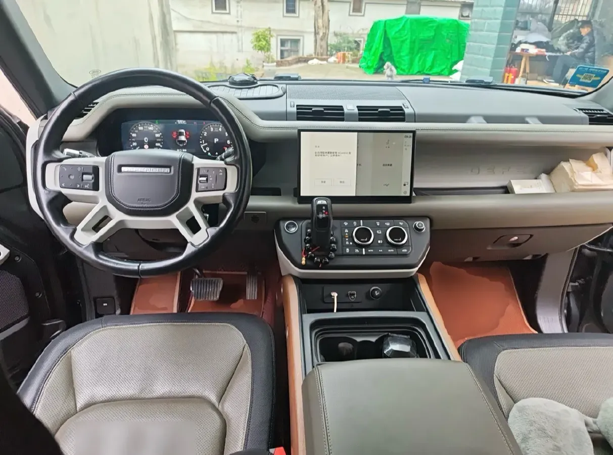 2022 Land Rover Defender 3.0T 400HP L6 8AT,autocango,china used car exporter,china ev exporter,chinese used car exporter,chinese used ev exporter