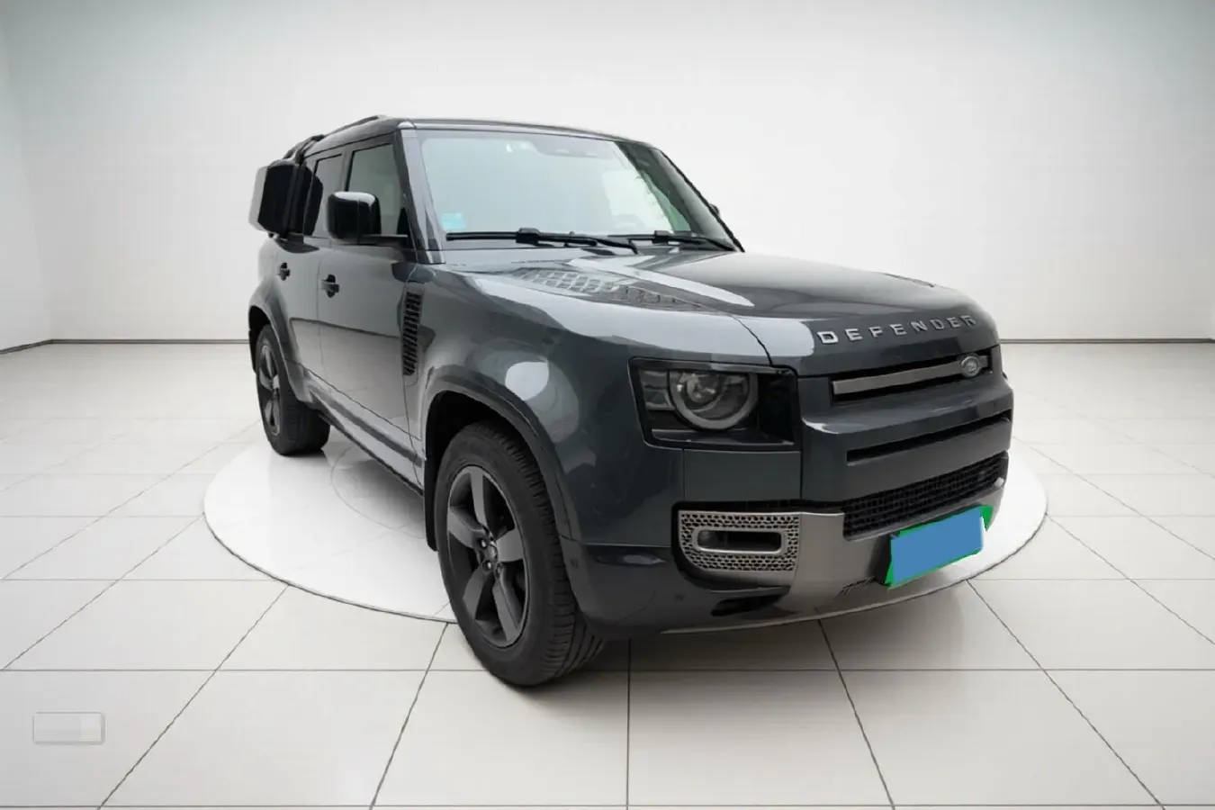 2022 Land Rover Defender 3.0T 400HP L6 8AT,autocango,china used car exporter,china ev exporter,chinese used car exporter,chinese used ev exporter