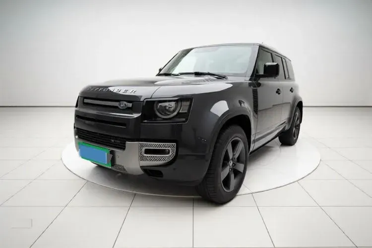 2022 Land Rover Defender 3.0T 400HP L6 8AT,autocango,china used car exporter,china ev exporter,chinese used car exporter,chinese used ev exporter