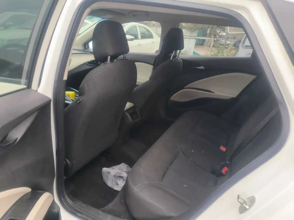 2022 Buick Velite 6 1.5L 102HP L4 E-CVT PHEV 9.5KWH,autocango,china used car exporter,china ev exporter,chinese used car exporter,chinese used ev exporter