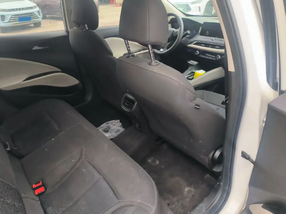 2022 Buick Velite 6 1.5L 102HP L4 E-CVT PHEV 9.5KWH,autocango,china used car exporter,china ev exporter,chinese used car exporter,chinese used ev exporter