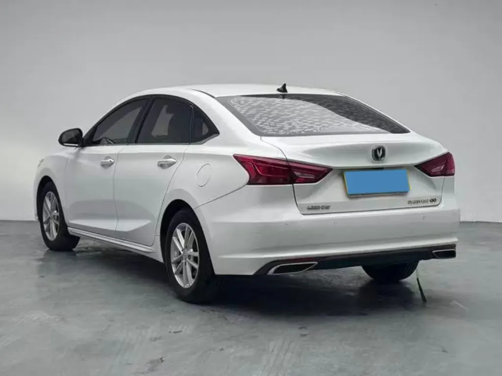 2020 ChangAn Raeton CC 1.5T 156HP L4 6AT,autocango,china used car exporter,china ev exporter,chinese used car exporter,chinese used ev exporter