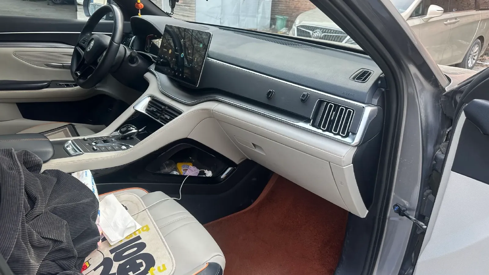 2021 Geely JiaJi 1.5T 177HP L3 7DCT PHEV 11.3KWH,autocango,china used car exporter,china ev exporter,chinese used car exporter,chinese used ev exporter