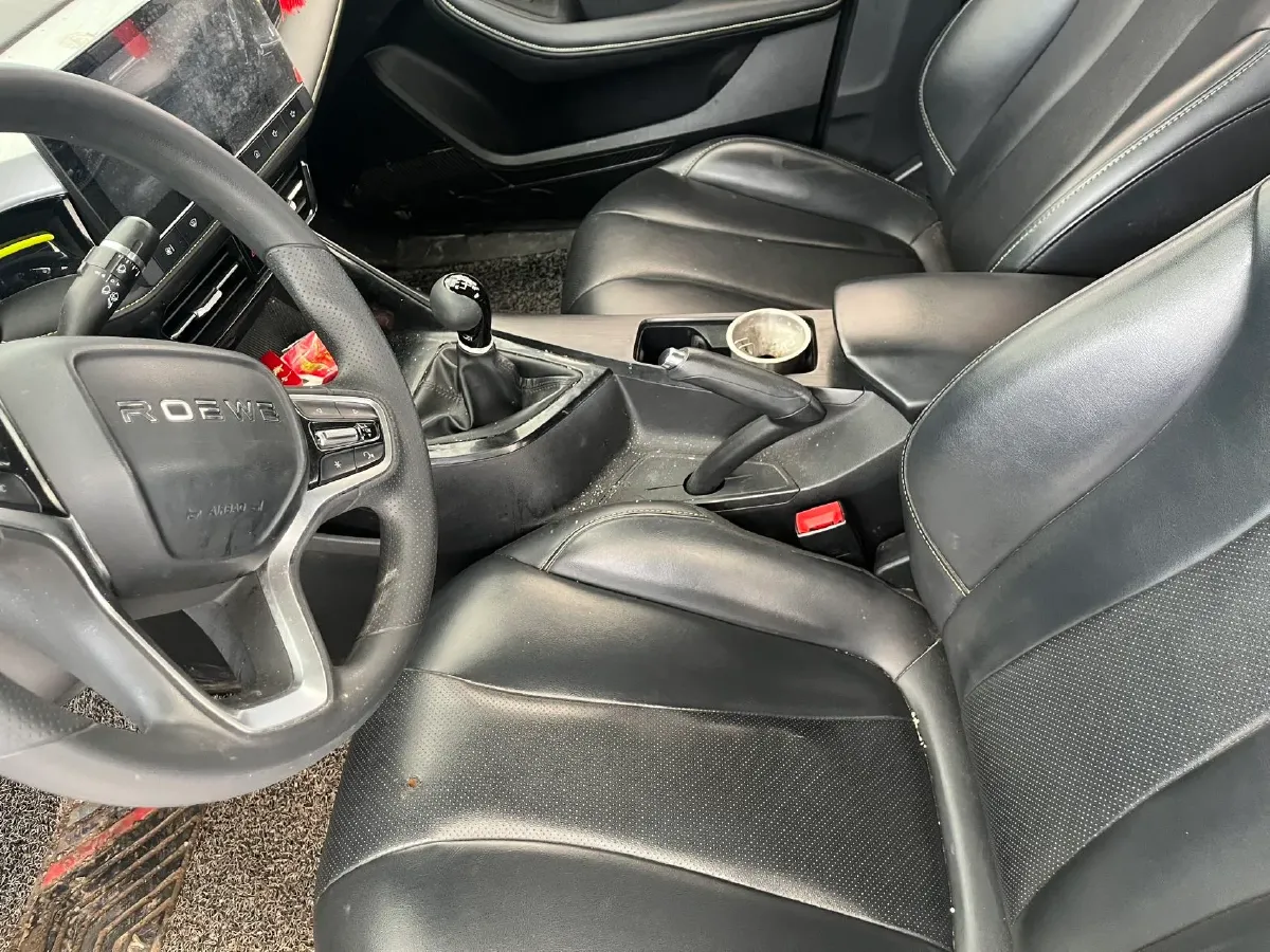 2021 Roewe i5 1.5L 120HP L4 5MT,autocango,china used car exporter,china ev exporter,chinese used car exporter,chinese used ev exporter