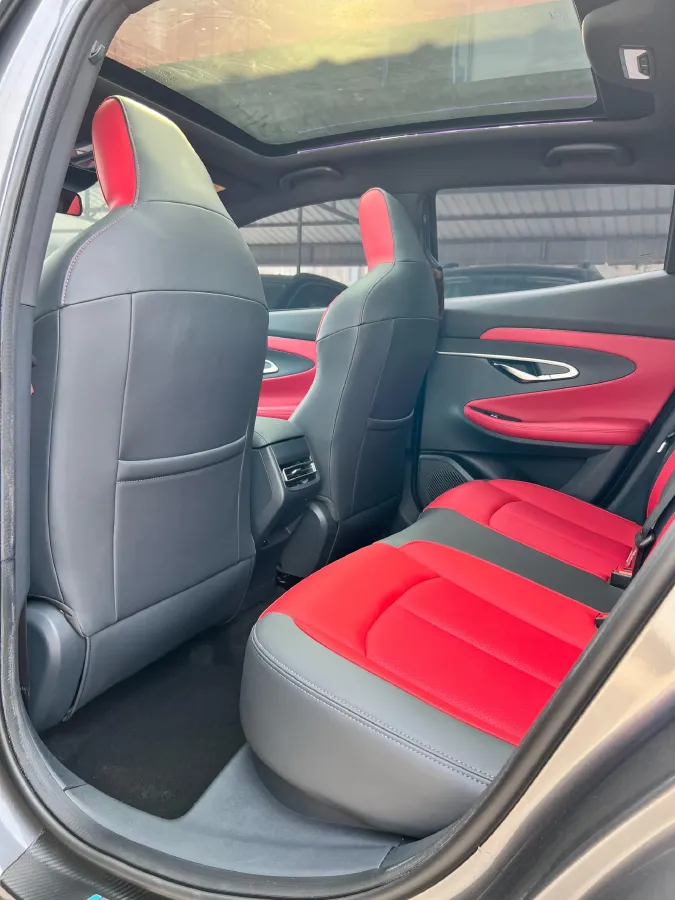 2020 ChangAn UNI-T 1.5T 180HP L4 7DCT,autocango,china used car exporter,china ev exporter,chinese used car exporter,chinese used ev exporter