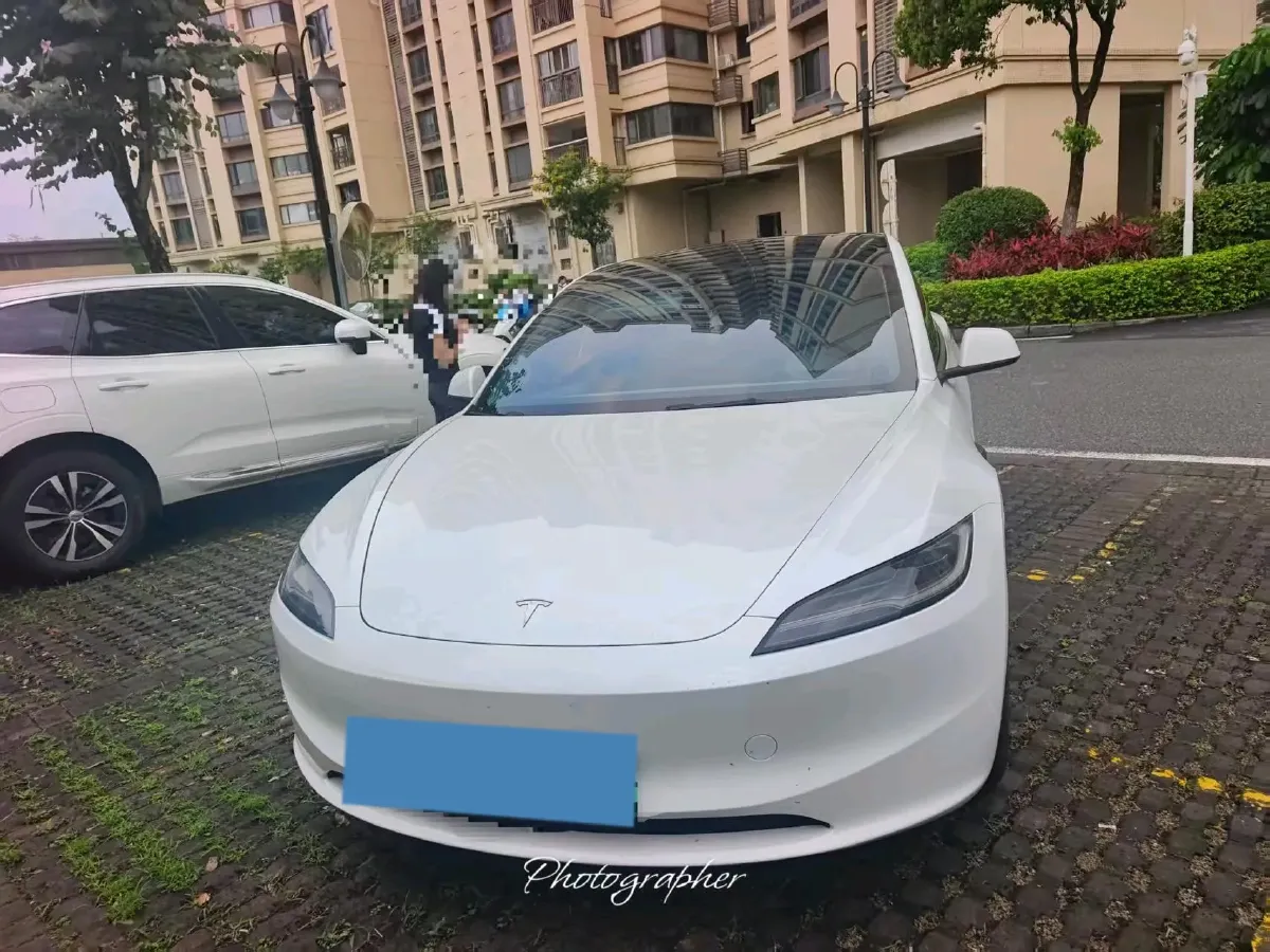 2025 Tesla Model 3 BEV 62.5KWH,autocango,china used car exporter,china ev exporter,chinese used car exporter,chinese used ev exporter